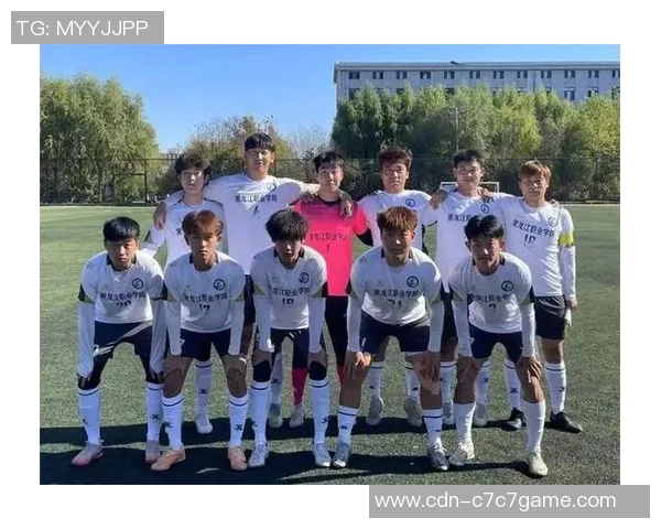 尤尔马拉足球队：奋勇争先的精神与团结拼搏的故事